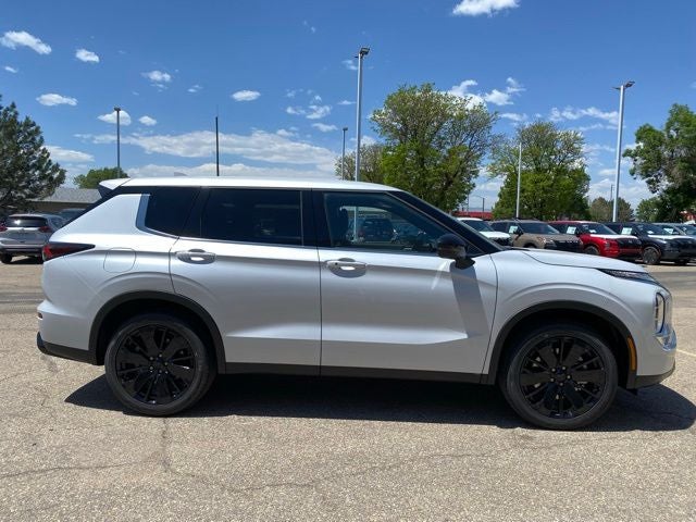 2026 Mitsubishi Outlander LE
