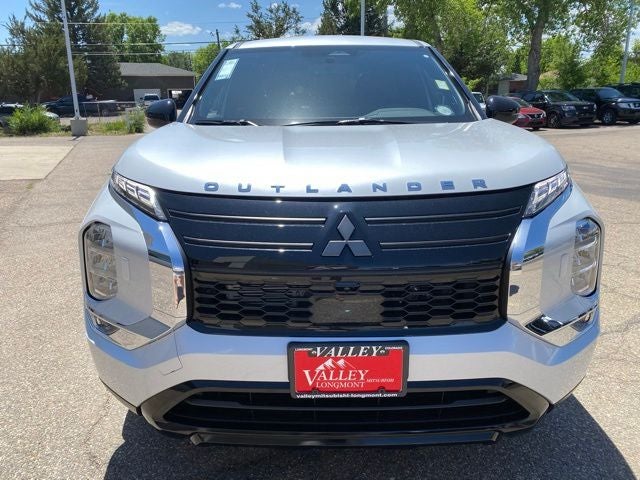 2026 Mitsubishi Outlander LE