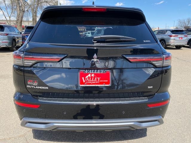 2026 Mitsubishi Outlander SE