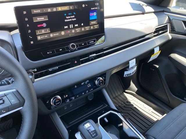 2026 Mitsubishi Outlander LE
