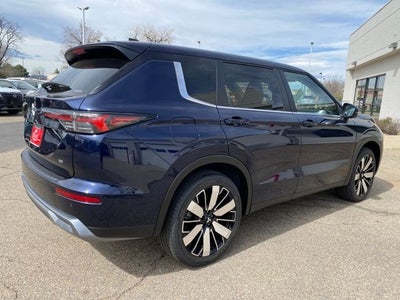 2026 Mitsubishi Outlander SE