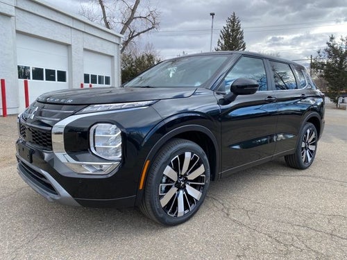 2026 Mitsubishi Outlander SE