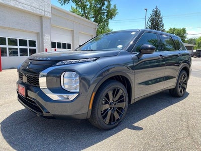 2026 Mitsubishi Outlander LE
