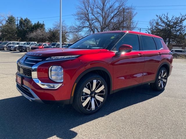 2026 Mitsubishi Outlander SE