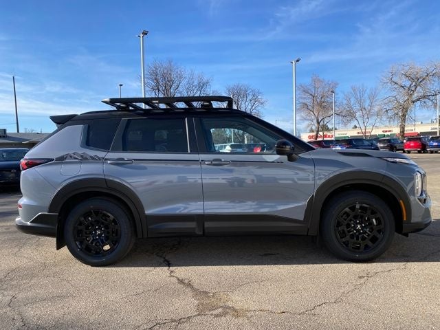 2026 Mitsubishi Outlander Trail Edition