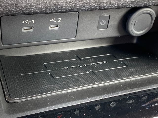 2026 Mitsubishi Outlander SEL