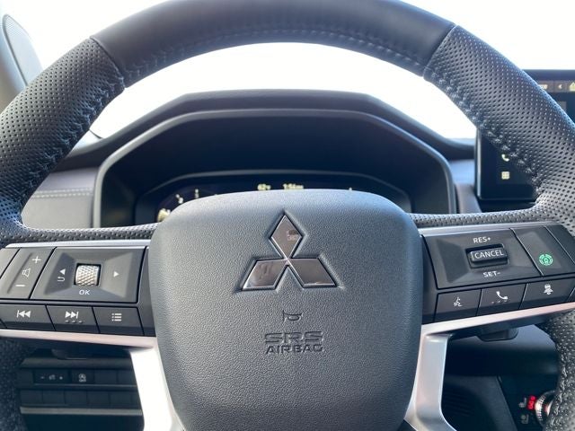 2026 Mitsubishi Outlander SEL