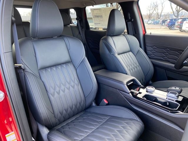 2026 Mitsubishi Outlander SEL