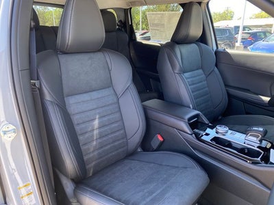 2026 Mitsubishi Outlander PHEV SE