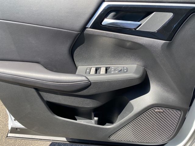 2026 Mitsubishi Outlander PHEV SE