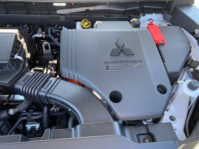 2026 Mitsubishi Outlander PHEV SE