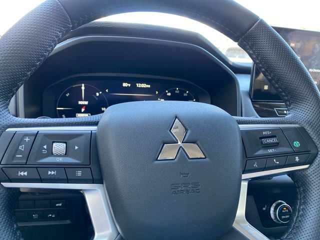 2026 Mitsubishi Outlander PHEV SE