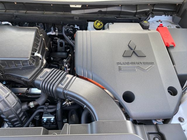 2026 Mitsubishi Outlander PHEV SE