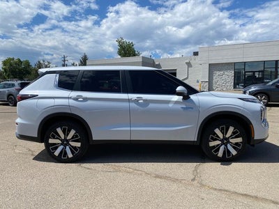 2026 Mitsubishi Outlander PHEV SE