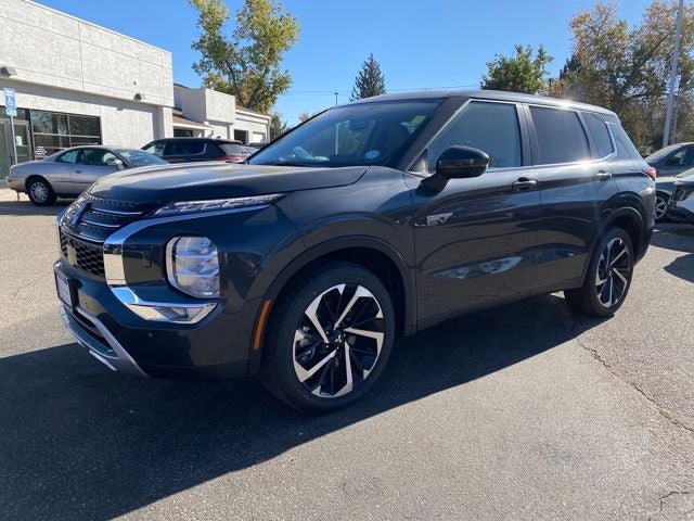 2025 Mitsubishi Outlander PHEV SE