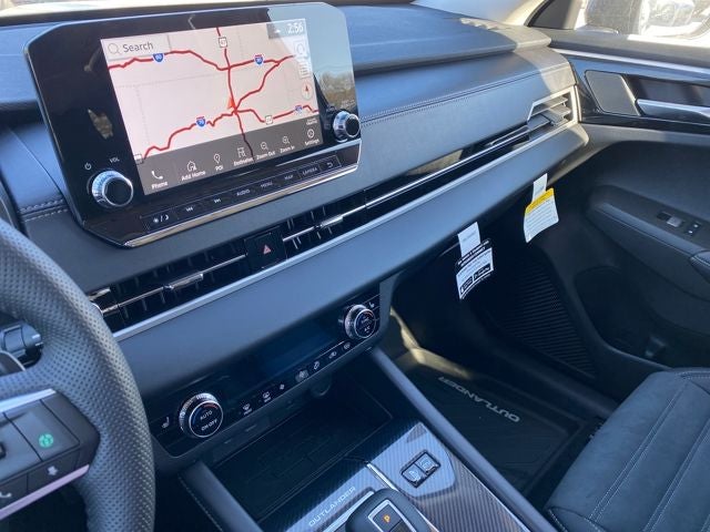 2025 Mitsubishi Outlander PHEV SE