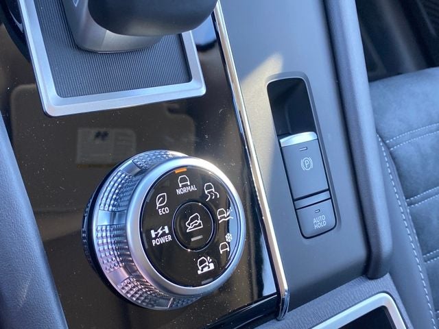 2025 Mitsubishi Outlander PHEV SE