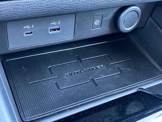 2025 Mitsubishi Outlander PHEV SE