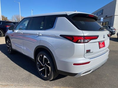 2025 Mitsubishi Outlander PHEV SE