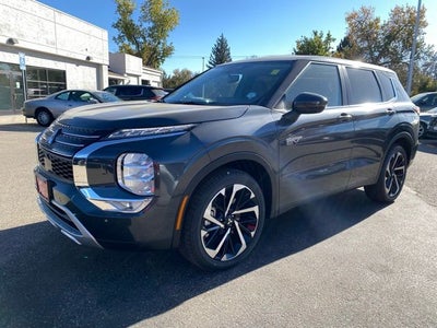 2025 Mitsubishi Outlander PHEV SE