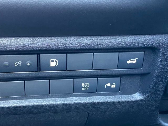 2025 Mitsubishi Outlander PHEV SE