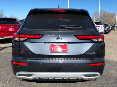 2025 Mitsubishi Outlander PHEV SE