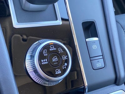 2025 Mitsubishi Outlander PHEV SE