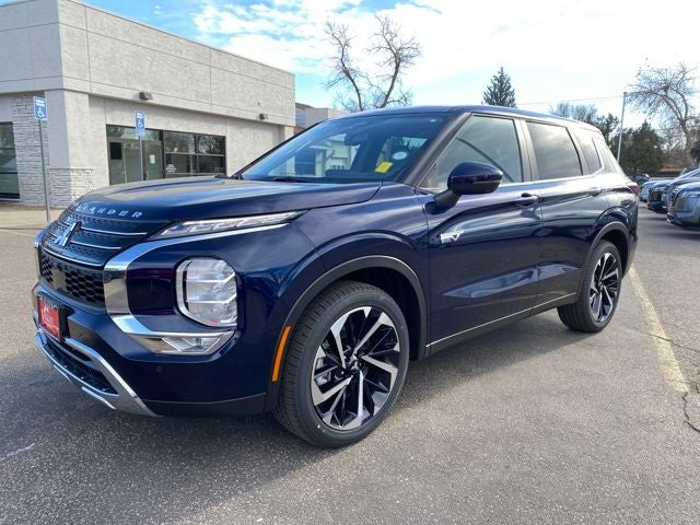 2025 Mitsubishi Outlander PHEV SE