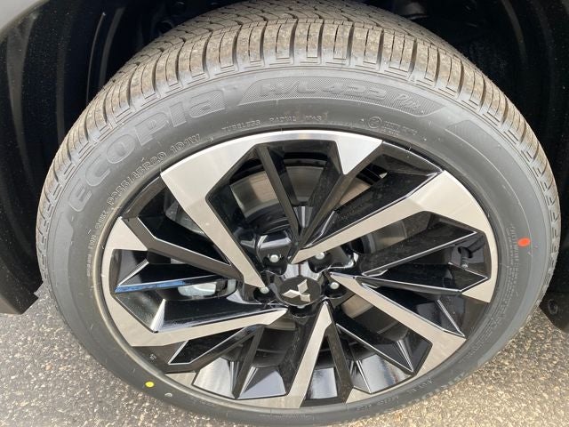 2025 Mitsubishi Outlander PHEV SE