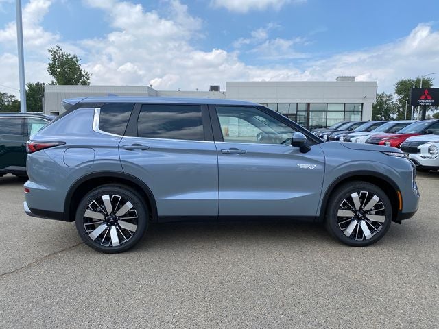 2026 Mitsubishi Outlander PHEV SE