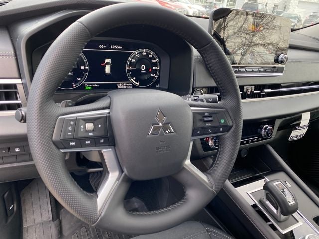 2025 Mitsubishi Outlander PHEV SE