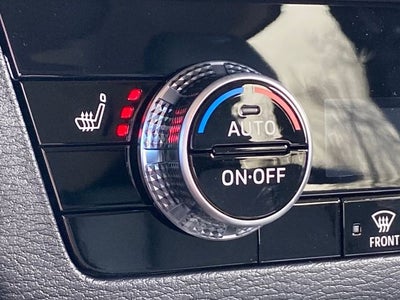 2025 Mitsubishi Outlander PHEV SE