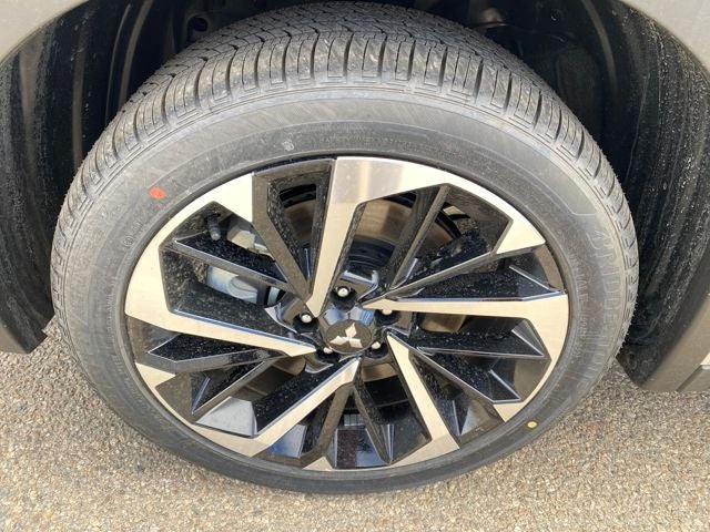 2025 Mitsubishi Outlander PHEV SE