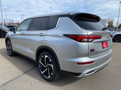 2025 Mitsubishi Outlander PHEV SE