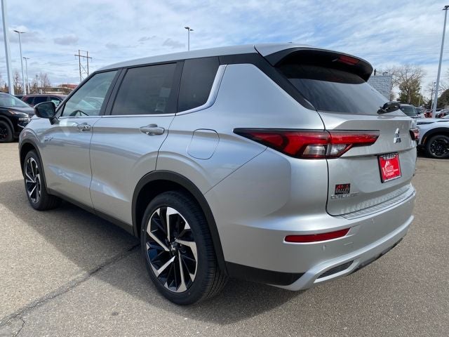 2025 Mitsubishi Outlander PHEV SE