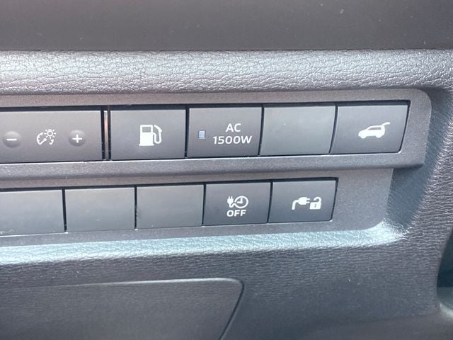 2026 Mitsubishi Outlander PHEV SEL