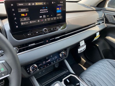 2026 Mitsubishi Outlander PHEV SEL