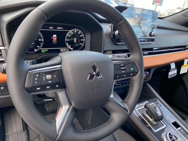 2025 Mitsubishi Outlander PHEV SEL