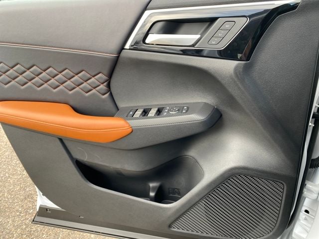 2025 Mitsubishi Outlander PHEV SEL