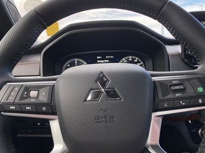 2025 Mitsubishi Outlander PHEV SEL