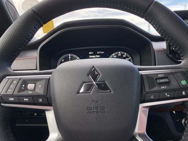 2025 Mitsubishi Outlander PHEV SEL