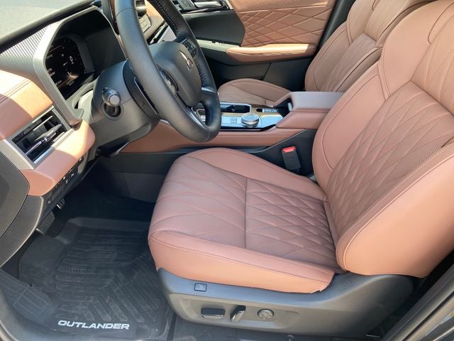 2026 Mitsubishi Outlander PHEV SEL