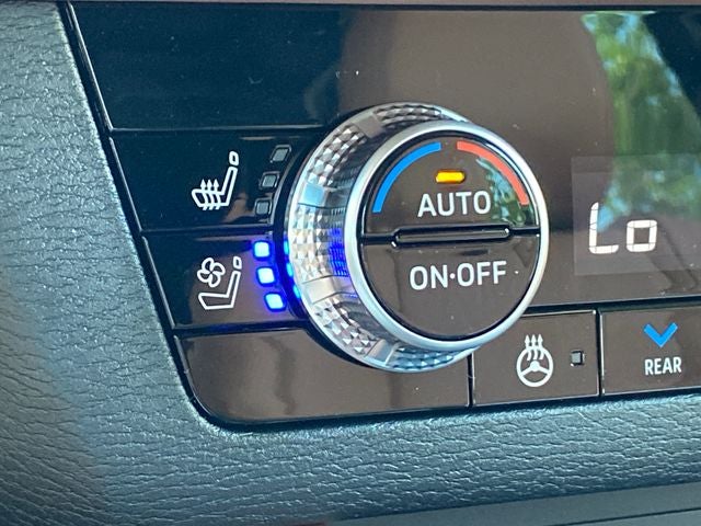 2026 Mitsubishi Outlander PHEV SEL