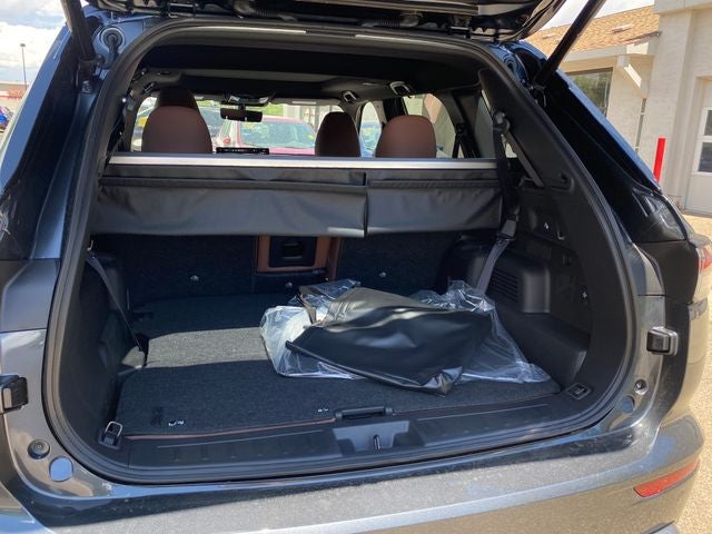 2026 Mitsubishi Outlander PHEV SEL