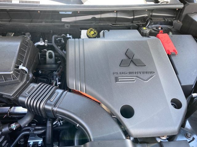 2026 Mitsubishi Outlander PHEV SEL