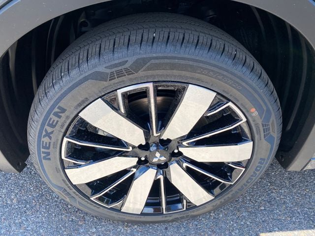 2026 Mitsubishi Outlander PHEV SEL