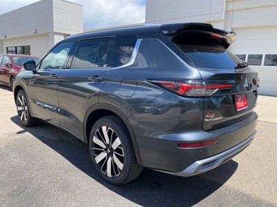 2026 Mitsubishi Outlander PHEV SEL