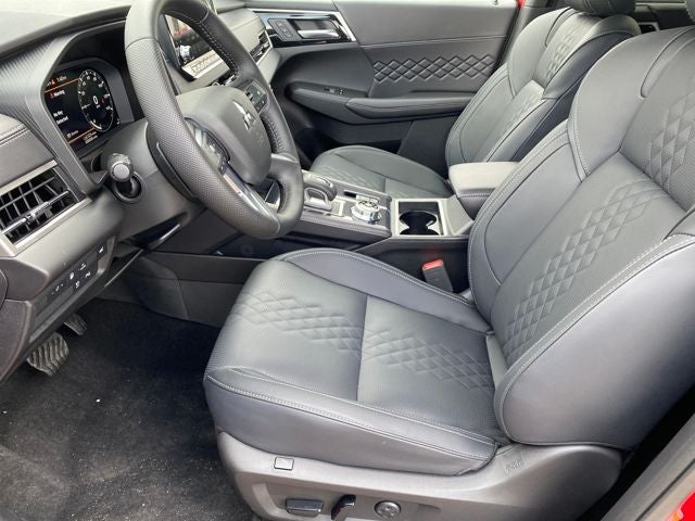 2025 Mitsubishi Outlander PHEV SEL Black Edition