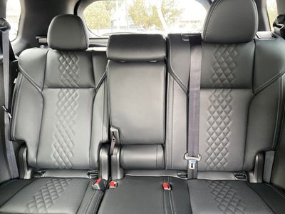 2025 Mitsubishi Outlander PHEV SEL Black Edition