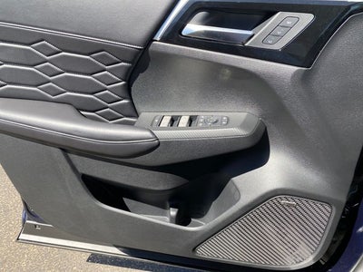 2026 Mitsubishi Outlander PHEV SEL